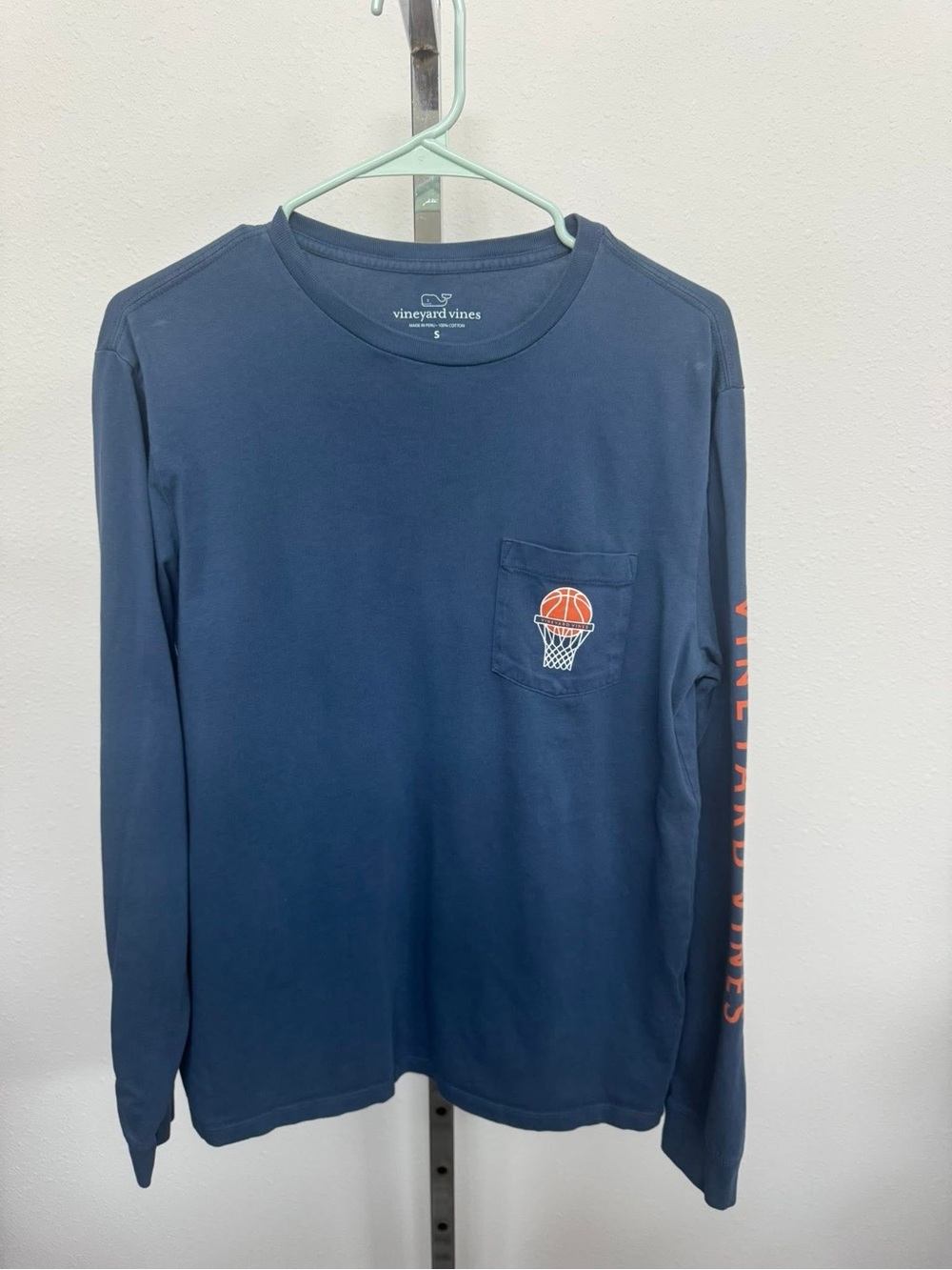 Vineyard Vines size S